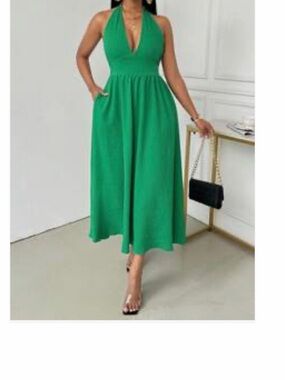 SHEIN Green Halter V-Neck Midi Dress
